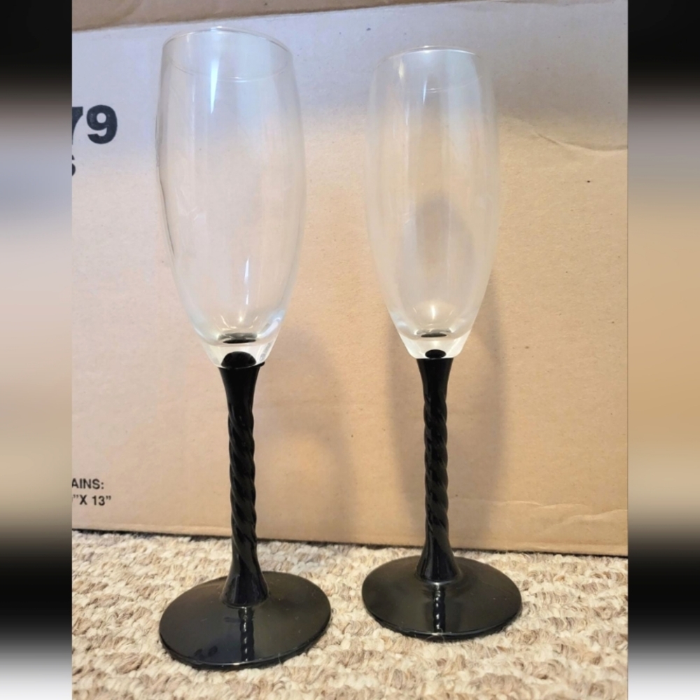 Libbey Champagne Glasses with Black Stems